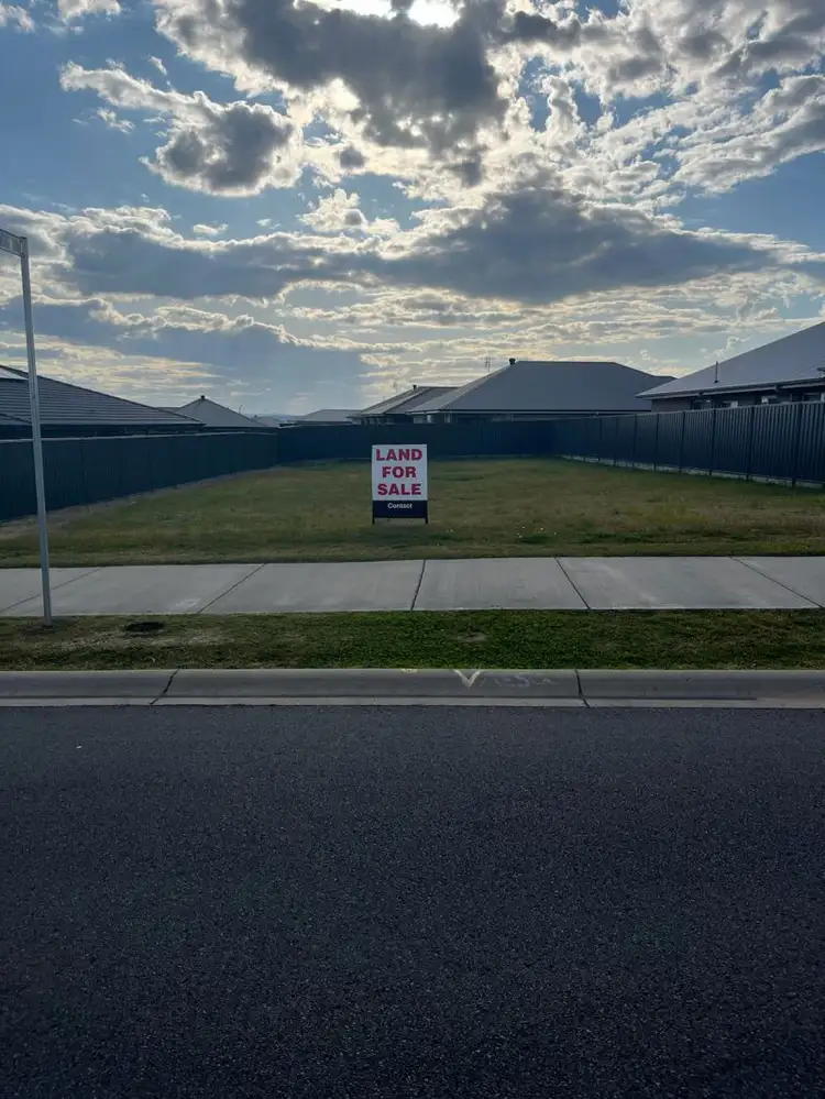 Lot 1023, 128 Saddlers Drive, Gillieston Heights NSW 2321