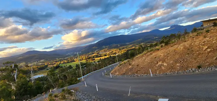 16 Bull Oak Way, Grove TAS 7109