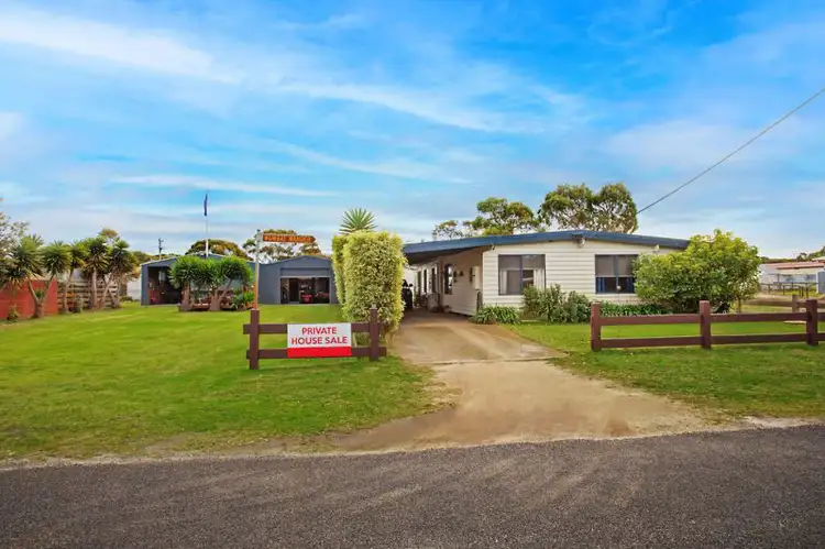 46-48 Wilhelm Street, Loch Sport VIC 3851
