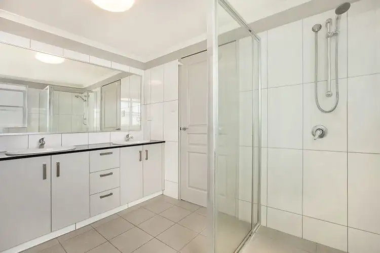 Sixth view of Homely apartment listing, 21/12 Dashwood Place, Darwin City NT 800