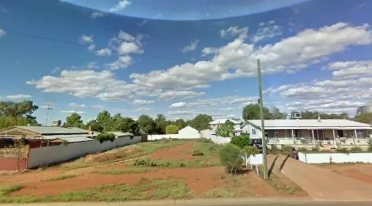 11 Reef Street, Lake Cargelligo NSW 2672