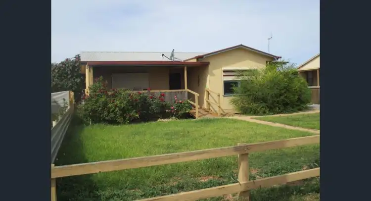 13 Barry Street, Cowell SA 5602