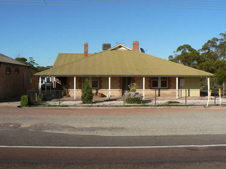 12 Railway Terrace, Kyancutta SA 5651