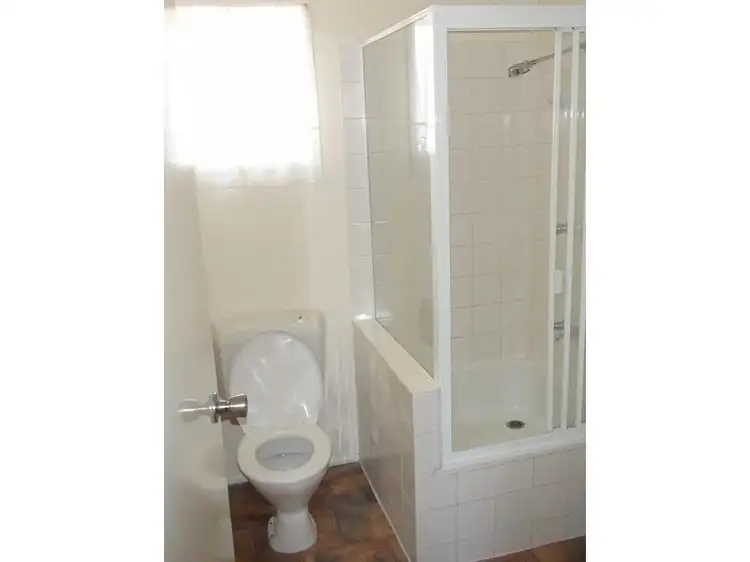 Sixth view of Homely block of units listing, 1-4/6 Wenitong Street, West Gladstone QLD 4680