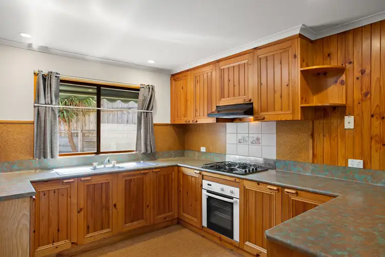 Fifth view of Homely house listing, 5 Johnson St, Leongatha VIC 3953