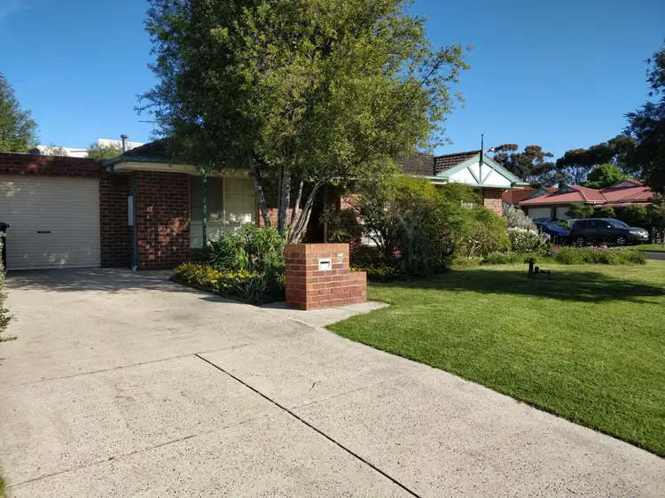 2A Shaw Close, Bell Post Hill VIC 3215