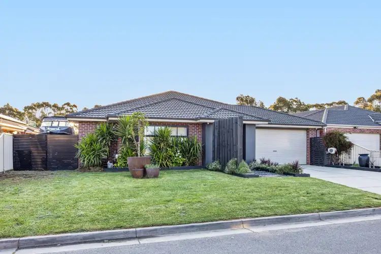 25 Normlyttle Parade, Miners Rest VIC 3352