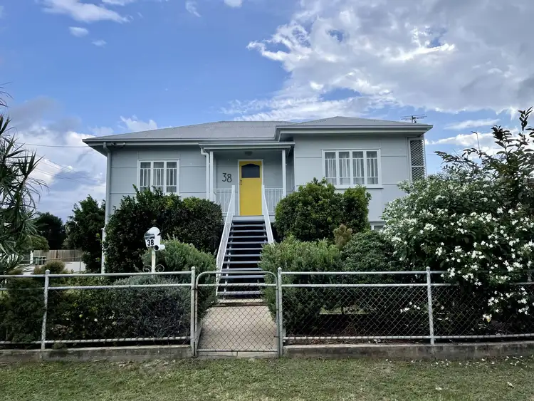 38 Brooks Street, Railway Estate QLD 4810