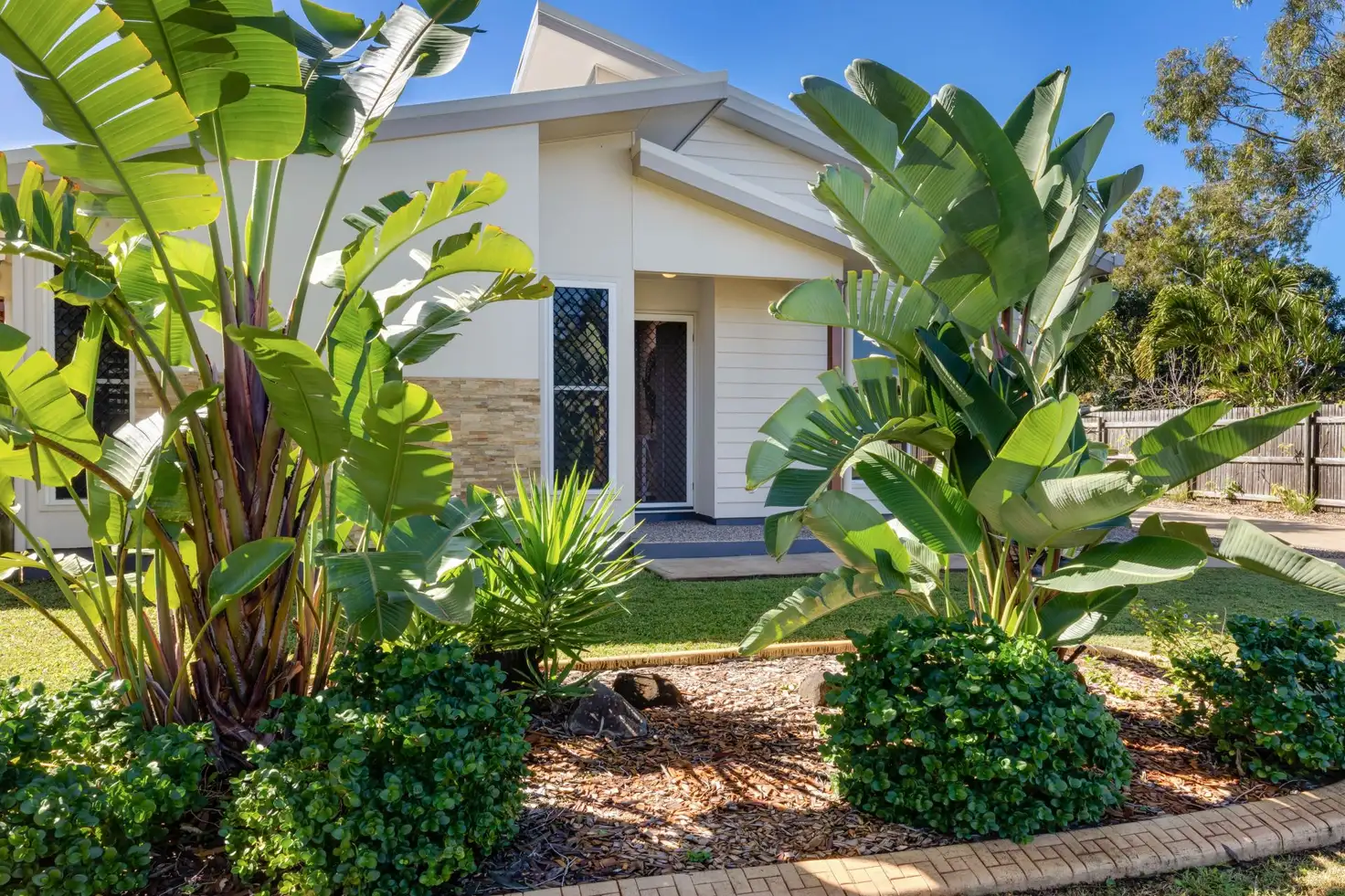 Main view of Homely house listing, 1/20 Osprey Close, Slade Point QLD 4740