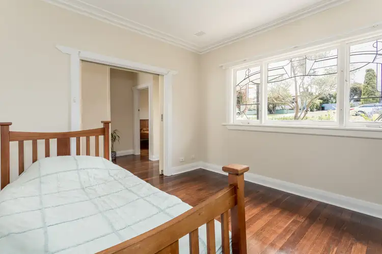 Sixth view of Homely house listing, 8 William St, Yakamia WA 6330