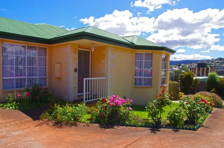 Second view of Homely villa listing, 5/11 Queen Street, Bellerive TAS 7018