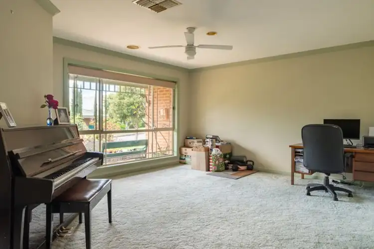 Fifth view of Homely house listing, 2 Howqua Circuit, West Wodonga VIC 3690