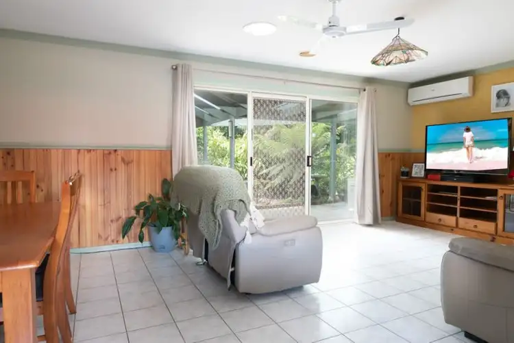 Seventh view of Homely house listing, 2 Howqua Circuit, West Wodonga VIC 3690