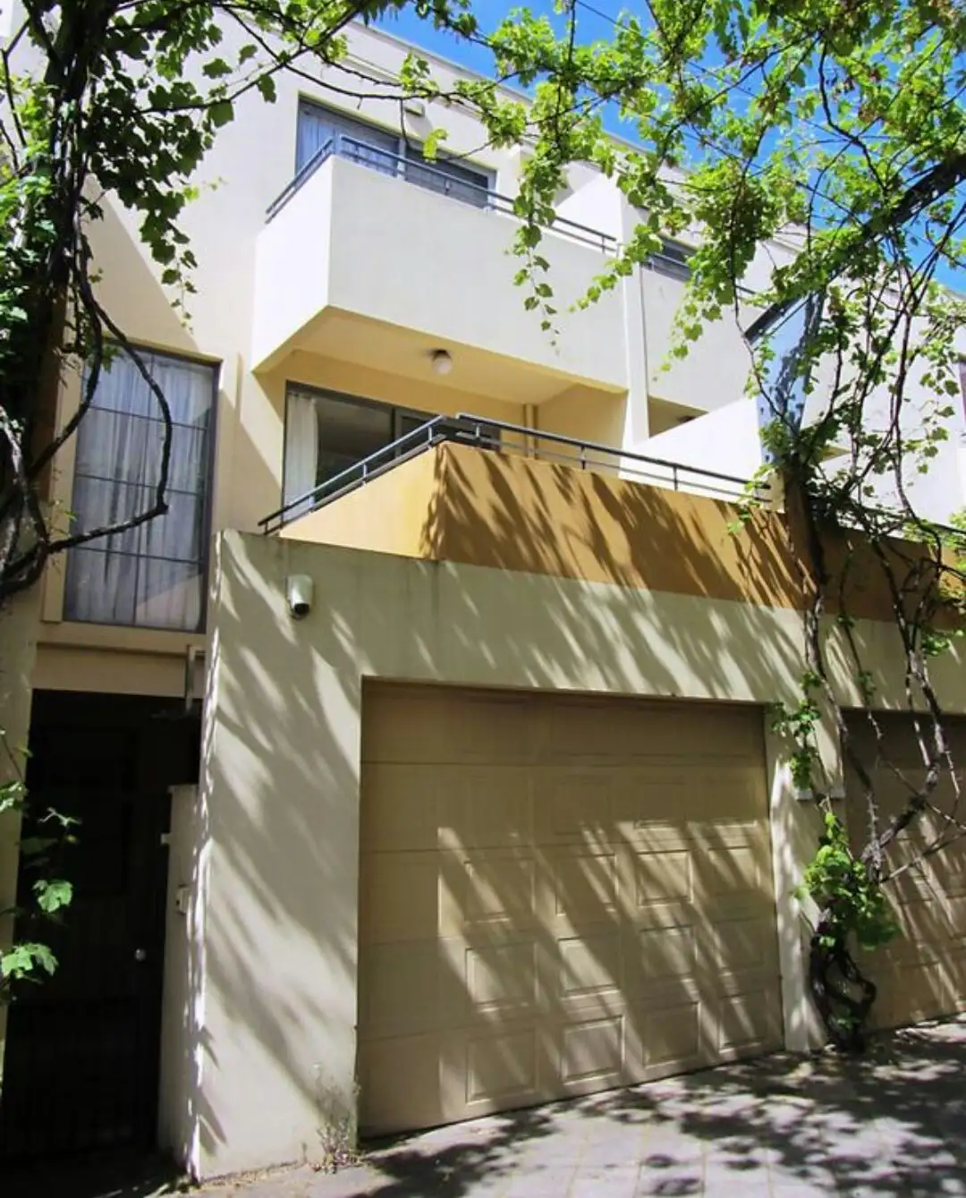 Main view of Homely townhouse listing, 7 Farr Crt, Adelaide SA 5000