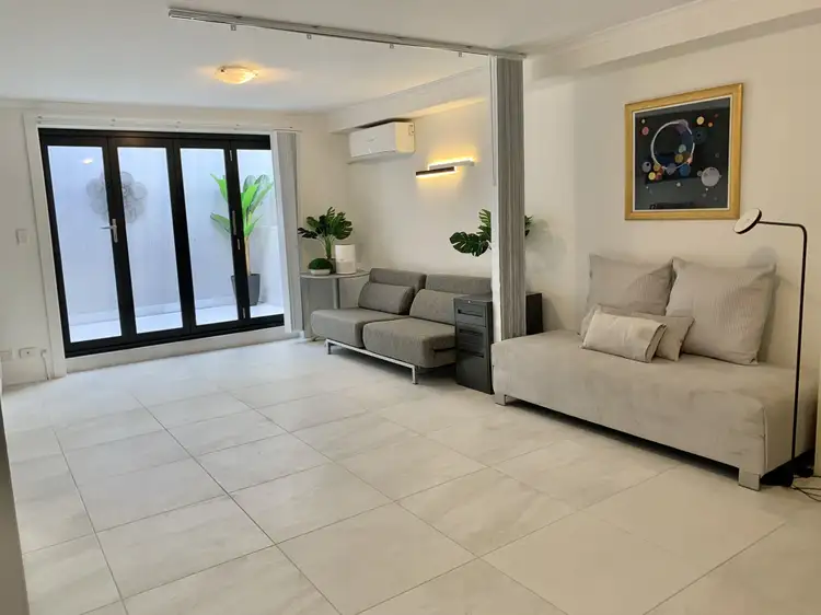 Main view of Homely unit listing, 40 Humphrey place, Kirribilli NSW 2061