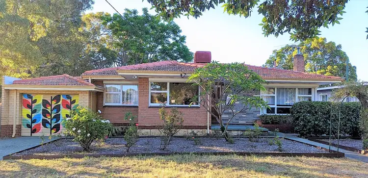 31 Dawson Street, Armadale WA 6112