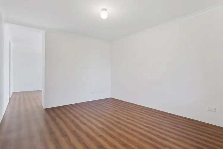 Sixth view of Homely house listing, 7 Epidote Loop, Dalyellup WA 6230