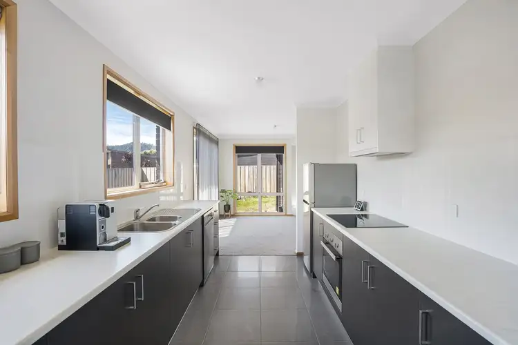 Third view of Homely villa listing, 9/15-17 Horsham Road, Oakdowns TAS 7019