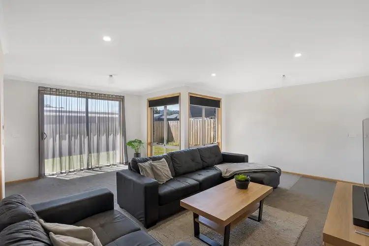 Fourth view of Homely villa listing, 9/15-17 Horsham Road, Oakdowns TAS 7019