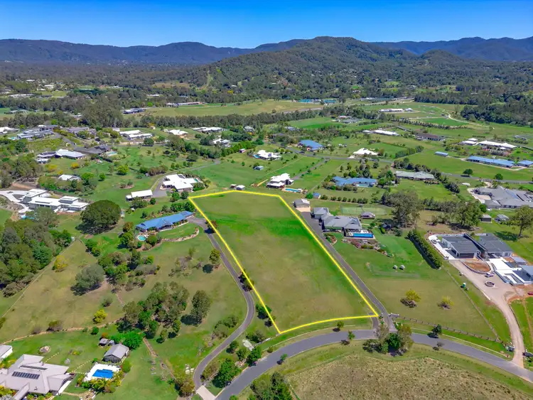 26 Sovereign Way, Samford Valley QLD 4520