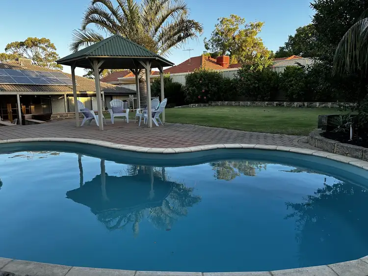 18 Treaty Oak Cove, Bibra Lake WA 6163