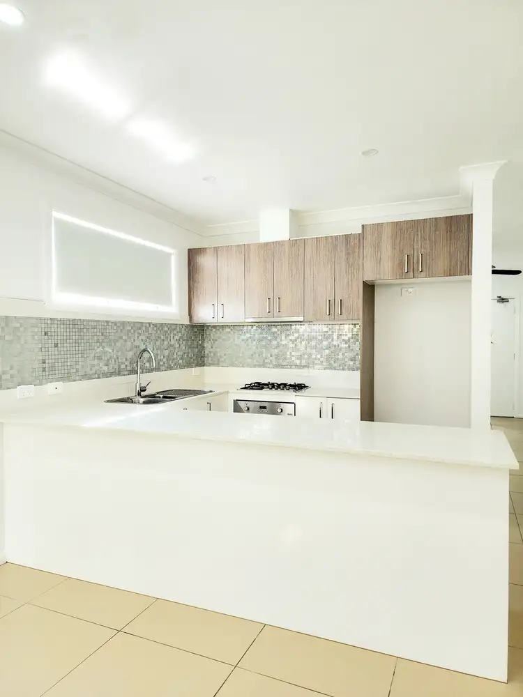 3/120-122 Cumberland Road, Ingleburn NSW 2565