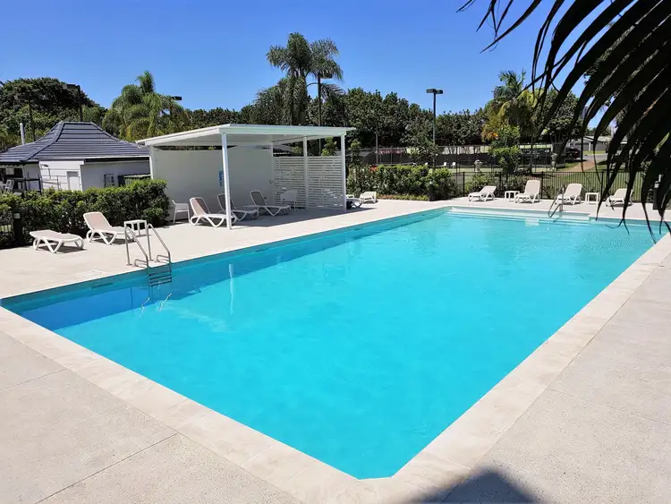 23/11 Fairway Drive, Clear Island Waters QLD 4226
