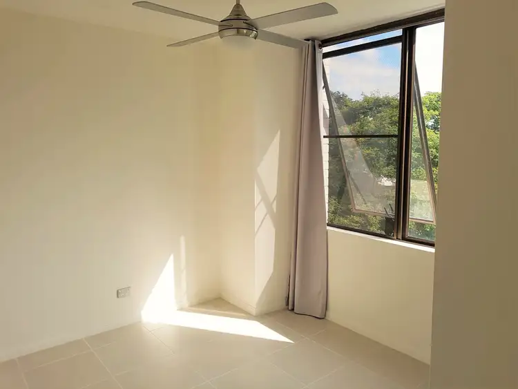 Seventh view of Homely unit listing, 23/11 Fairway Drive, Clear Island Waters QLD 4226