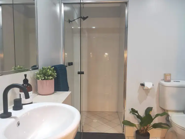 Fourth view of Homely apartment listing, 120 Commercial Road, Teneriffe QLD 4005