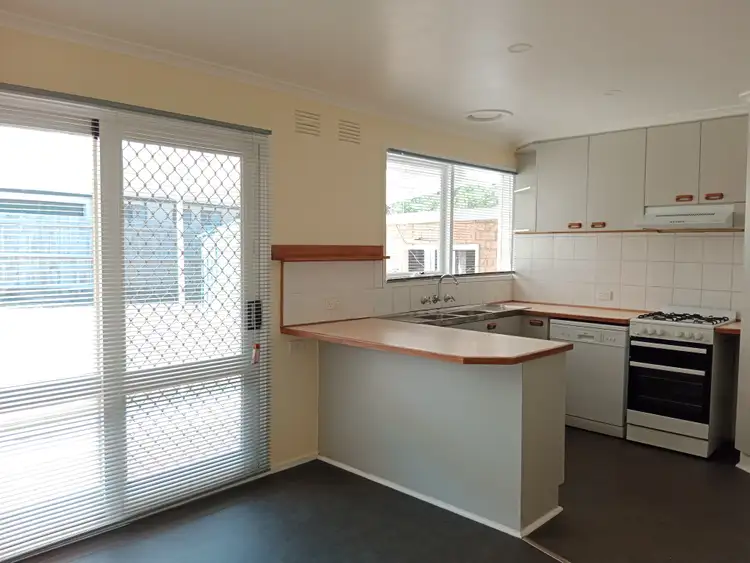 Fifth view of Homely house listing, 18 Saxonwood Drive, Narre Warren VIC 3805