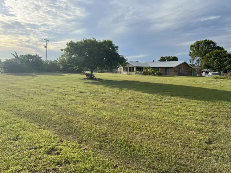 348 Dawson Rd, Glenlee QLD 4711