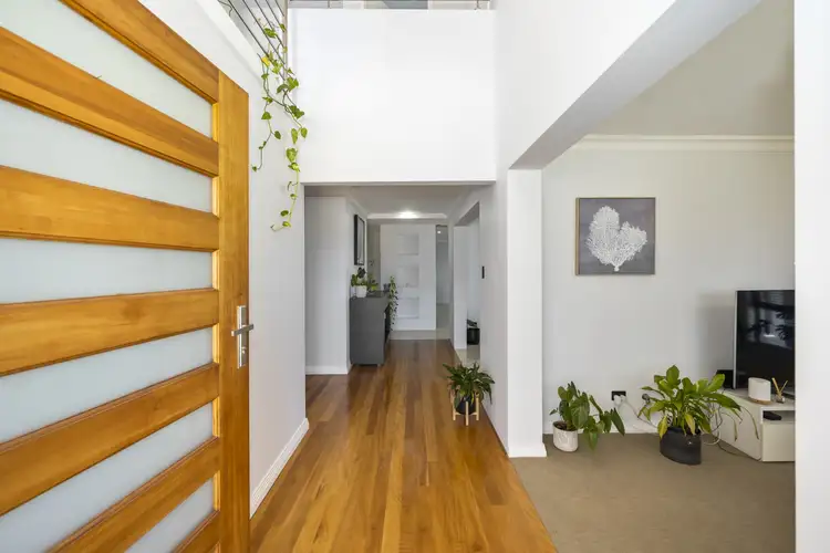 Second view of Homely house listing, 4 Catalina Place, Quinns Rocks WA 6030