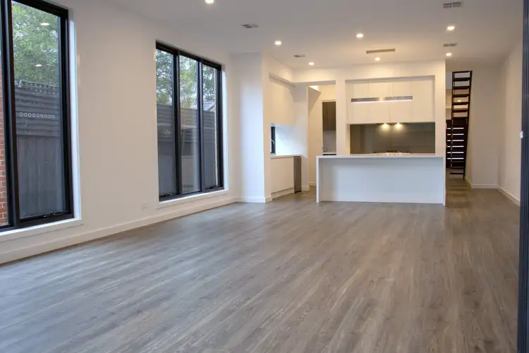 Second view of Homely house listing, 2 Claire St, Mckinnon VIC 3204