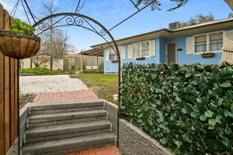 1/9A Auricht Road, Hahndorf SA 5245