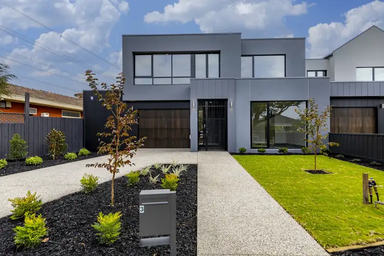 3 Byron Avenue, Keilor East VIC 3033