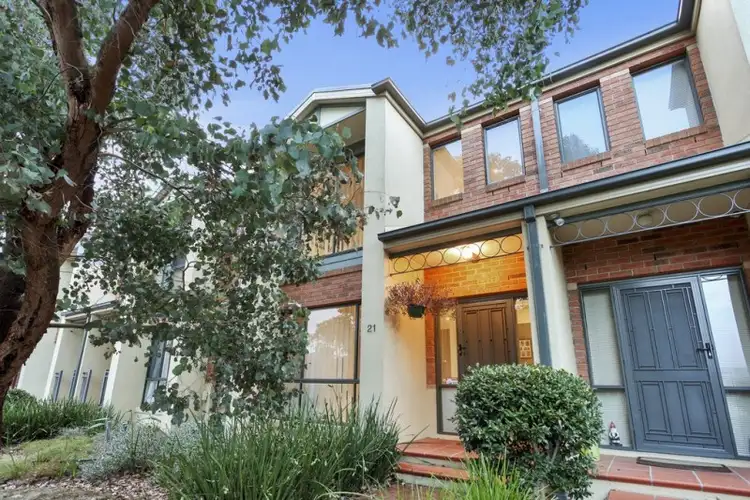 21 Watling Grove, Ferntree Gully VIC 3156