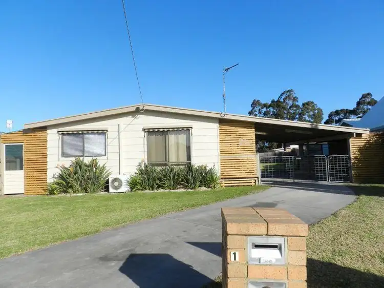 1 The Moorings, Paynesville VIC 3880