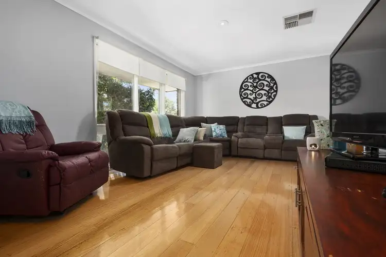 Sixth view of Homely house listing, 1 Dundas Avenue, Sunbury VIC 3429