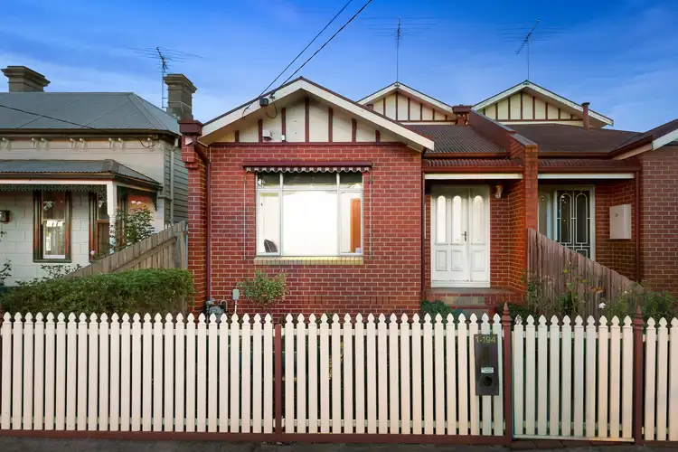 Main view of Homely house listing, 1/194 Ascot Vale Road, Ascot Vale VIC 3032