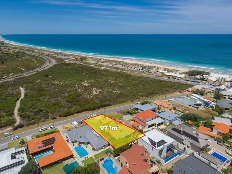 15 Hepworth Road, Trigg WA 6029