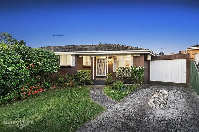 Main view of Homely unit listing, 2/1 Winbourne Road, Mount Waverley VIC 3149