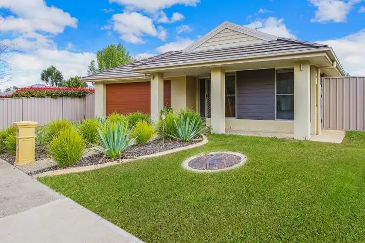 9 Mossgrove Way, Beechworth VIC 3747