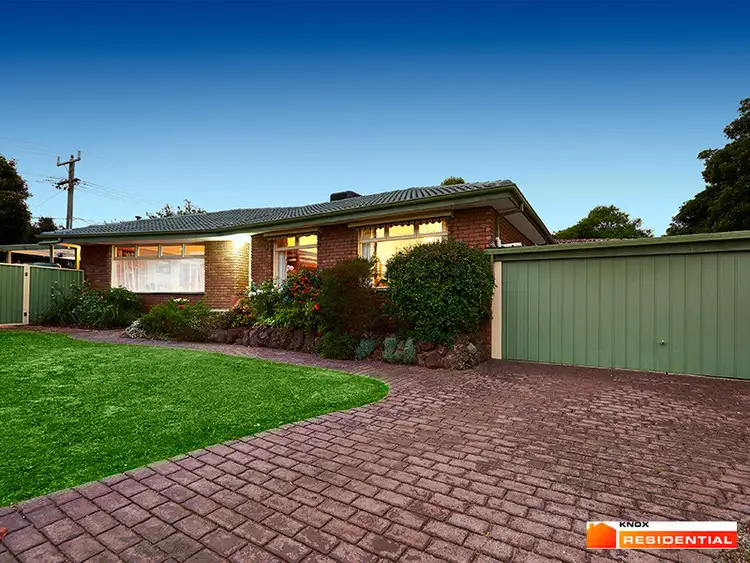 15 Carlisle Road, Ferntree Gully VIC 3156