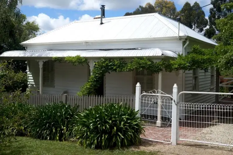 3 Fifteenth Street, Hepburn Springs VIC 3461