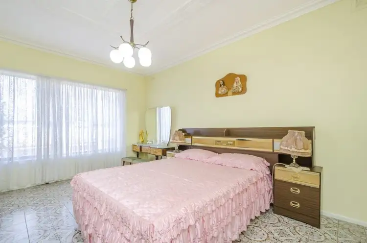 Sixth view of Homely house listing, 2 Angus Street, Sunshine West VIC 3020