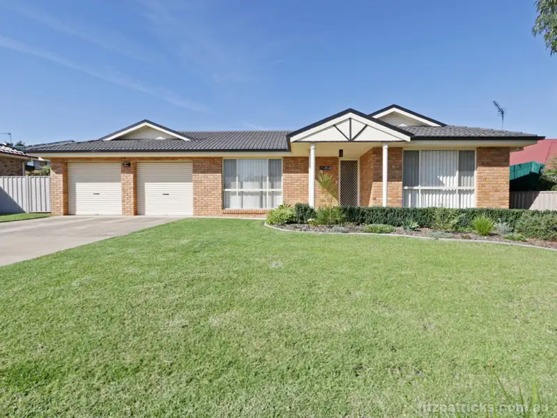 Main view of Homely house listing, 16 Bourkelands Drive, Bourkelands NSW 2650