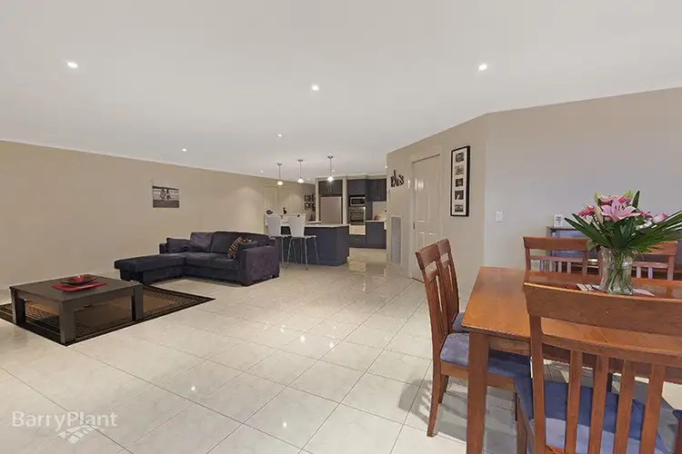 Sixth view of Homely house listing, 27 Windsor Drive, Beaconsfield VIC 3807