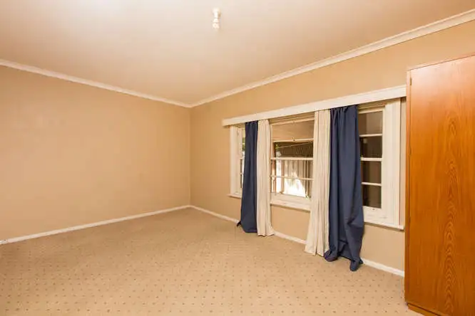 Seventh view of Homely house listing, 320 Eleventh Street, Mildura VIC 3500