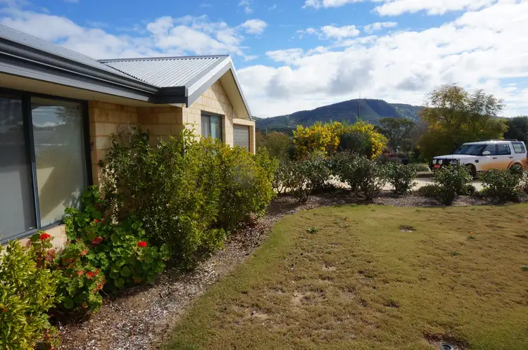 57 Eleventh Road, York WA 6302