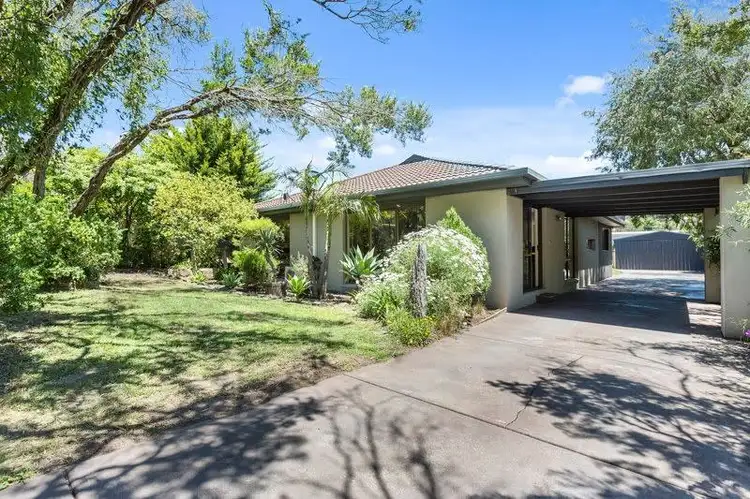 10 Stewart Street, Rye VIC 3941